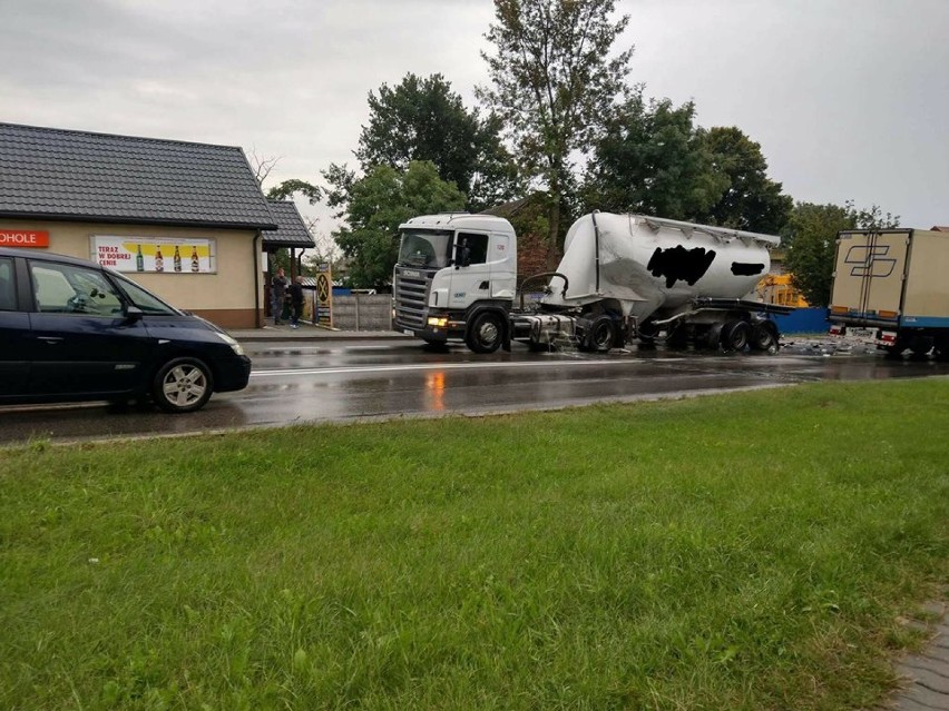 Wypadek w Kroczycach. Jedna osoba ranna