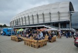 Festiwal Food Trucków W Poznaniu: Na stadion przy Bułgarskiej spróbujesz street foodu z całego świata  [PROGRAM, LISTA FOOD TRUCKÓW]