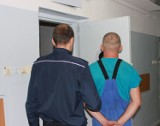 Awantura domowa i próba przekupienia policjantów w gminie Skomlin