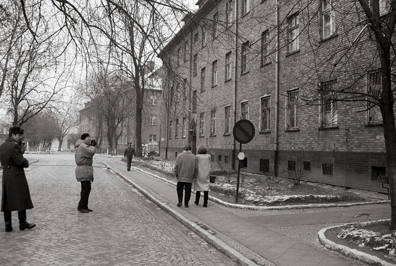 Legnica na zdjęciach z lat 80. i 90. Miasto wyglądało...