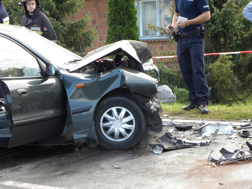 Wypadek w Dębsku pod Kaliszem. Nie żyje 70-letni kierowca
