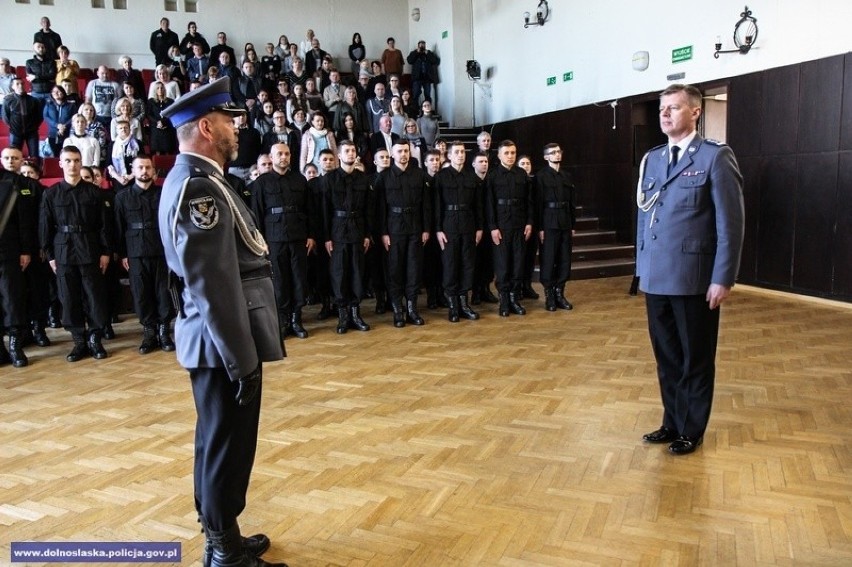 Oto nowi policjanci i policjantki z Dolnego Śląska. Zobaczcie zdjęcia