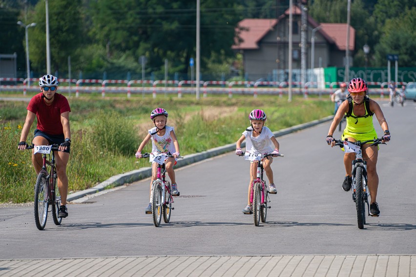 Małopolska Tour, czyli rowerowe święto na błoniach w Starym Sączu