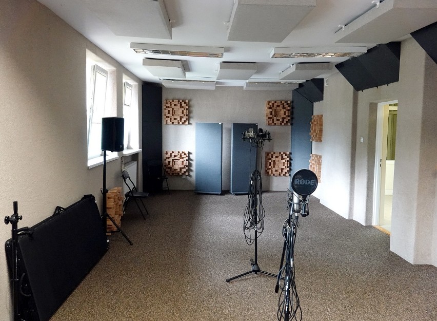 Powiatowy Młodzieżowy Dom Kultury ma nowoczesne studio nagrań