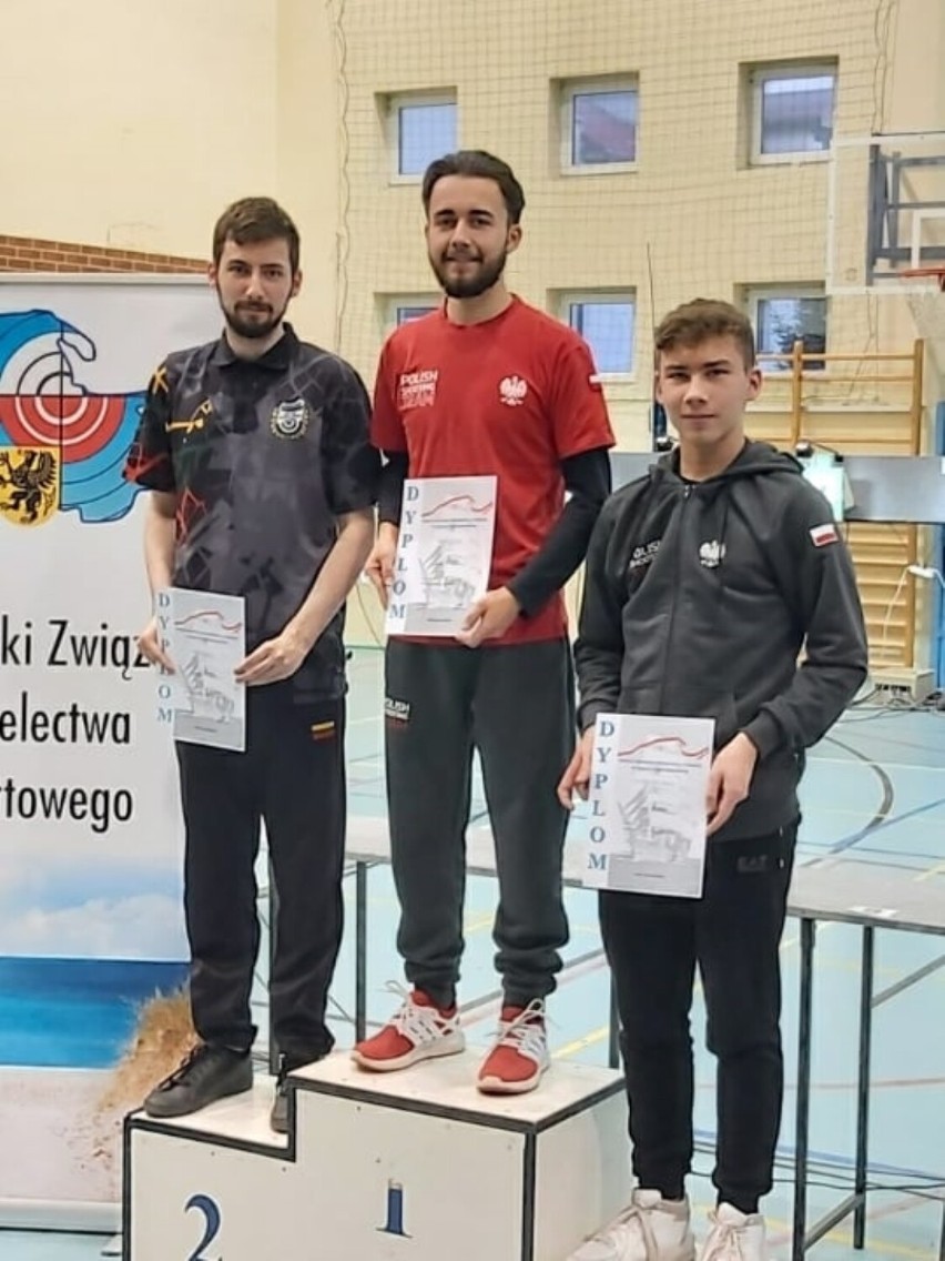 Wiktor Blada z „10-ki” Radomsko z 3 złotymi medalami i brązem w Mistrzostwach Wybrzeża. ZDJĘCIA