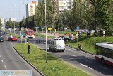 Tragiczny wypadek na Przyjaciół Żołnierza. Motocyklista w stanie krytycznym. [ZDJĘCIA]