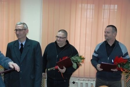 Złotów: Pożegnali policjantów. Trzech policjantów złotowskiej komendy przeszło na emeryturę [FOTO]