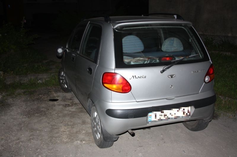 Skarżysko-Kamienna: Zdewastowali 5 samochodów. Teraz za to odpowiedzą