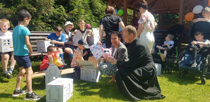 Dzień Dziecka z podopiecznymi SOSW w Strzyżowie i rzeszowską Caritas