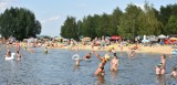 Tak wypoczywaliśmy w upalną sobotę nad zalewem Żółtańce. Mnóstwo osób na plaży i w wodzie. Zobacz zdjęcia