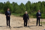 „Trasę dotrzymanego słowa" zainaugurowali w Kopczanach Jarosław Kaczyński i Mariusz Błaszczak 