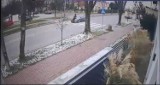 Policja ku przestrodze publikuje wideo z potrącenia 45-latki w Kraśniku