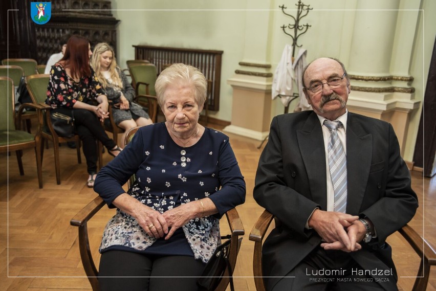 Złote gody w sądeckim ratuszu. Piękny jubileusz świętowało...