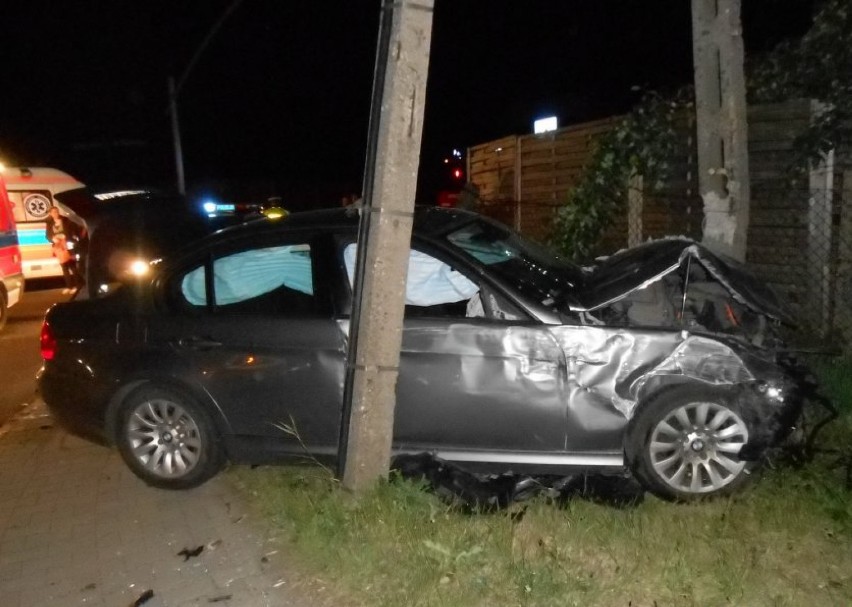 Bytom : Wypadek na ul. Żołnierskiej. Poszkodowani z bmw i opla