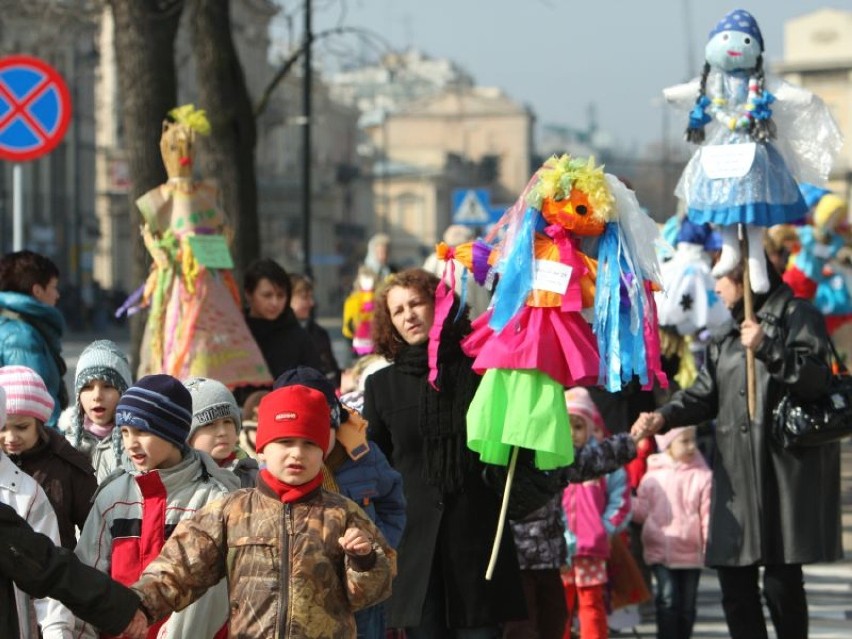 Przedszkolaki z Lublina witają wiosnę (zdjęcia)