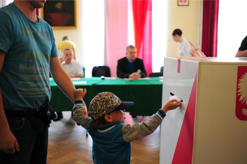 Znamy nazwiska radnych w Twoim mieście (LISTA)