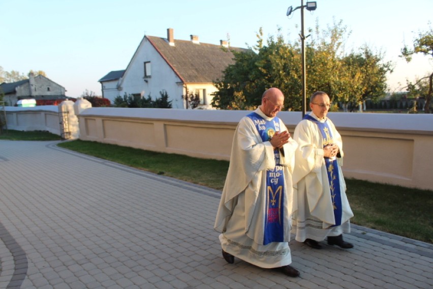 Nabożeństwo fatimskie w Broniewie w gminie Radziejów [zdjęcia]
