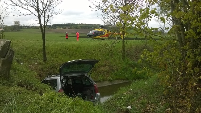 Wypadek w miejscowości Witowo. 5 osób poszkodowanych, w tym 2 dzieci [zdjęcia]