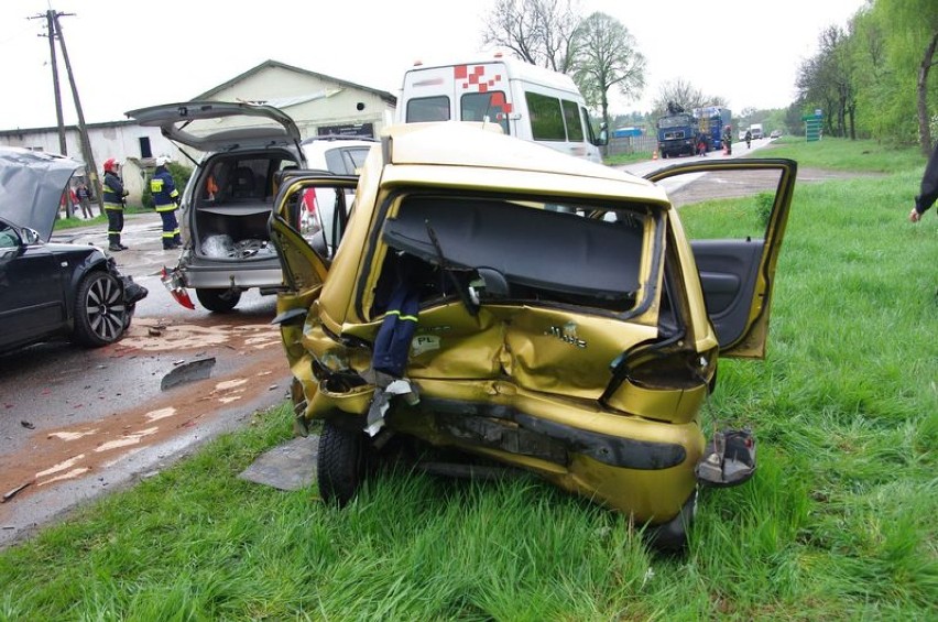 Wierzchno: Karambol pod Choszcznem. 2 osoby ranne