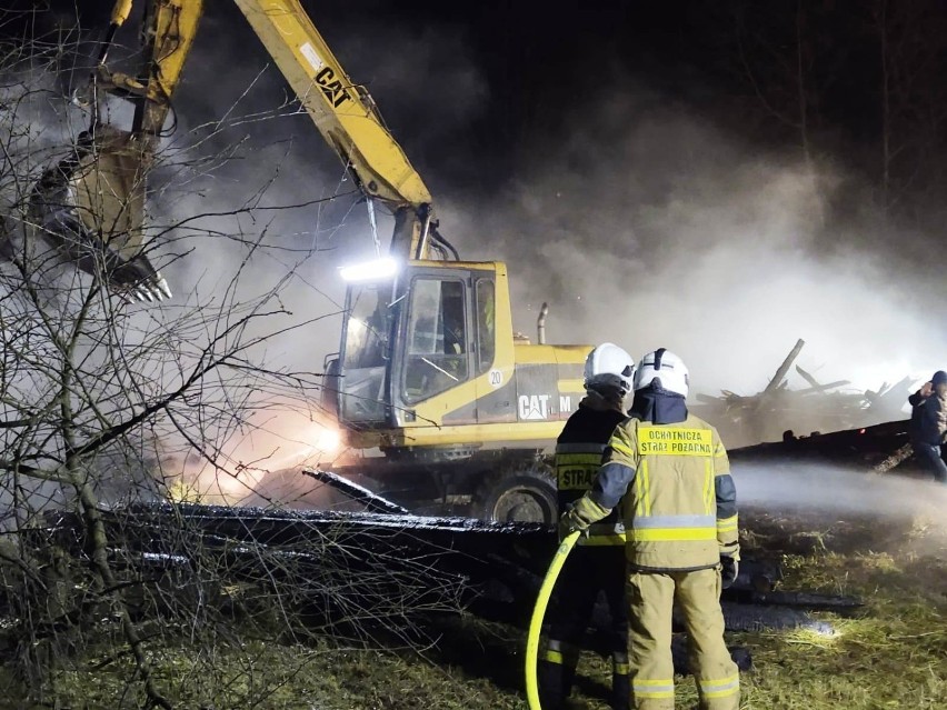 Barcice - pożar trzech stodół