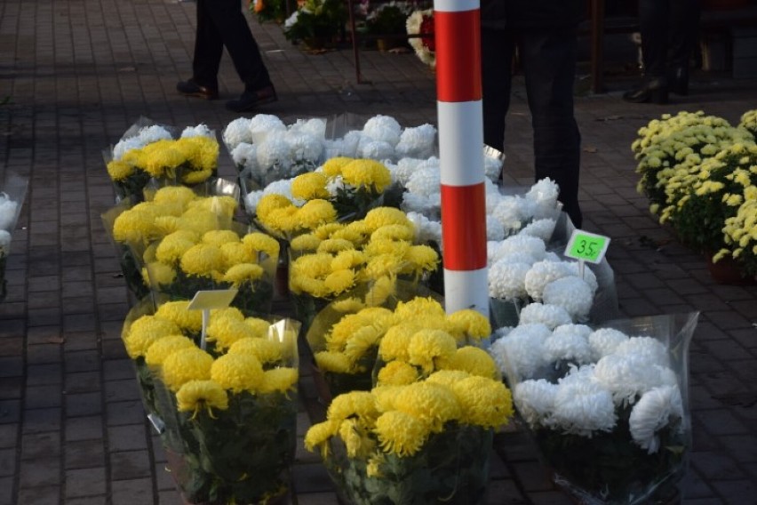 Tegoroczny dzień Wszystkich Świętych kosztował nas więcej