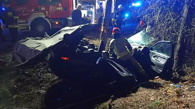 Wypadek na drodze gminnej w Radominie