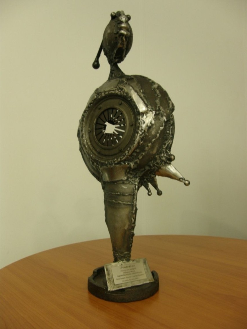 Statuetka dla nagrodzonej firmy
