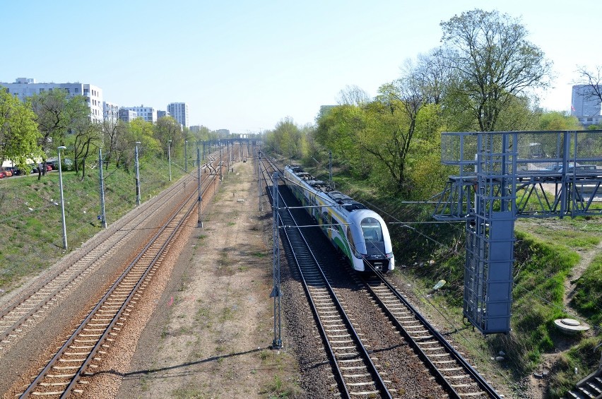 Nowy przystanek kolejowy w Warszawie. PKP Warszawa Powązki połączy Żoliborz z Wolą