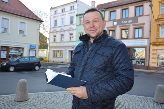 Dariusz Gembara: Gmina musi  uregulować sytuację w naszej wsi.