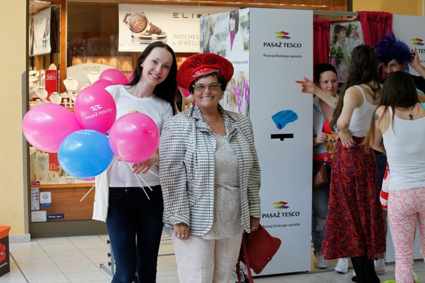 Sąsiedzka fotobudka cieszyła się zainteresowaniem małych i...