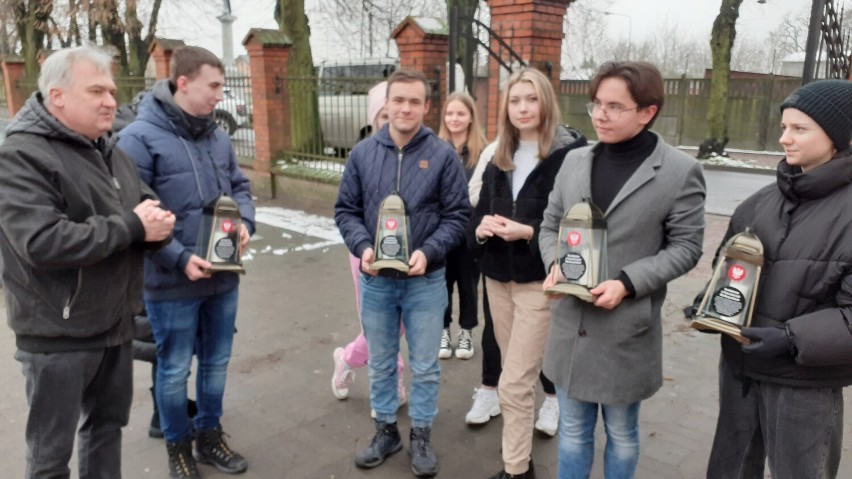 Licealiści pamiętali o bohaterach powstania styczniowego