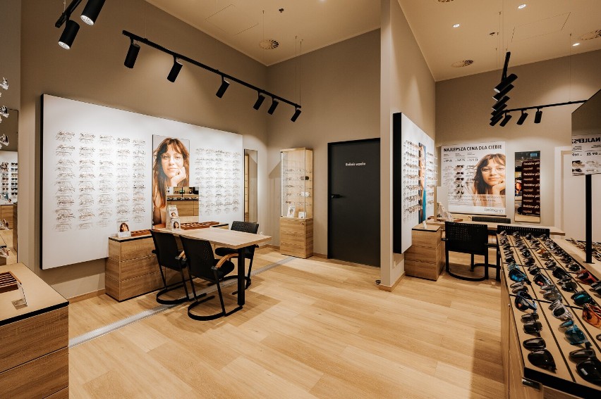 Stylowe okulary oraz bezpłatne badanie wzroku w Galerii Młociny. Na Bielanach otwarto nowy salon optyczny Fielmann