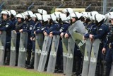 Wałbrzych: Ćwiczenia policjantów na stadionie przy ul. Ratuszowej (ZDJĘCIA)