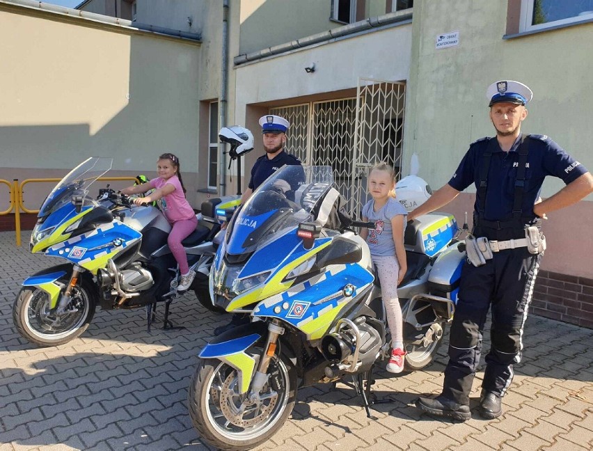 Jabłko lub cytryna dla kierowców w Radzicach Dużych i...