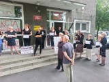 Protest pracowników ZOZ Łódź-Bałuty przeciwko odwołaniu dyrektora placówki [ZDJĘCIA]