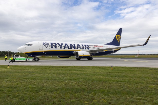 Ryanair ograniczył loty z PLB.