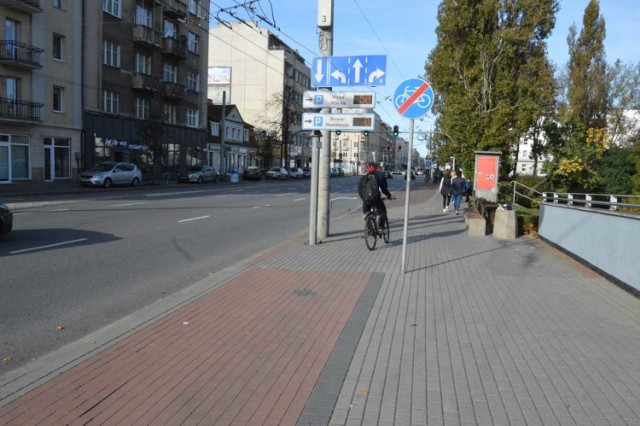 Gdyńskie ścieżki rowerowe w wielu miejscach nagle się urywają.