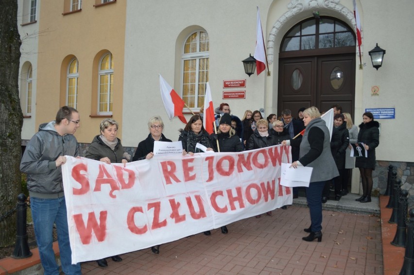 Człuchów. Pracownicy Sądu Rejonowego dołączyli do ogólnopolskiego protestu - na razie ostrzegają