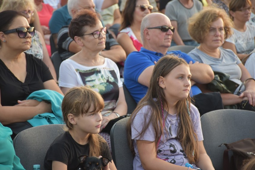 Pleszew. Koncert na torowisku. Muzyczna uczta z Marią...