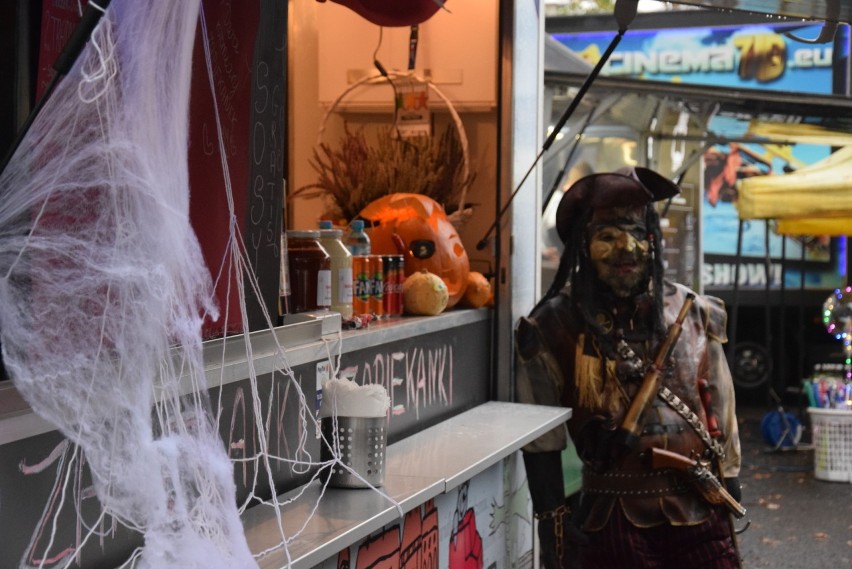 Halloweenowy zlot food trucków w Kędzierzynie-Koźlu [zdjęcia]