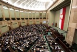 Wybory parlamentarne. Ostatni dzień na rejestrację kandydatów na posłów i senatorów. Największe komitety zgłosiły się do okręgowych komisji