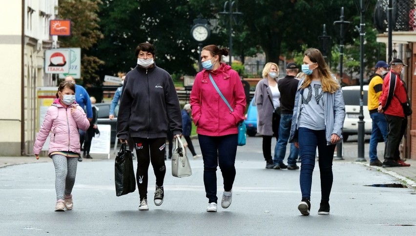 Od jutra (24.10) cała Polska staje się strefą czerwoną.