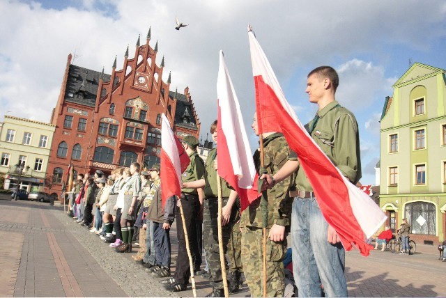 Chojnice. Harcerze oddali hołd zmarłym na specjalnym apelu (nowe zdjęcia)