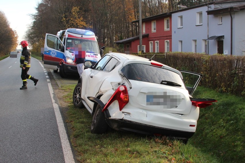 Zderzyły się dwa samochody osobowe