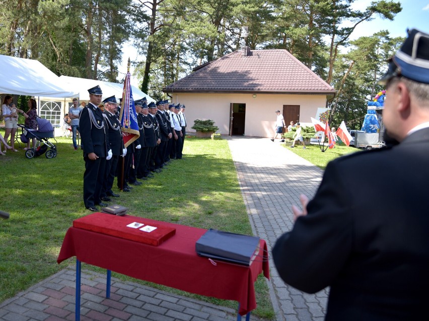 Kolno. OSP w Zaskrodziu otrzymało sztandar w rocznicę 70-lecia