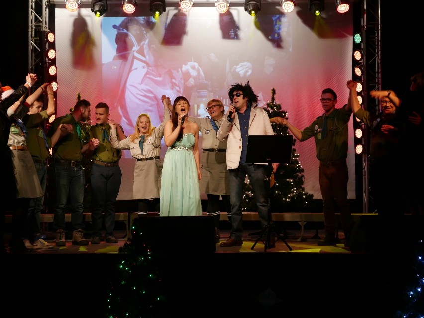 Mikołajkowy koncert charytatywny "Betlejemskie światło pokoju" w Żninie [zdjęcia, wideo] 