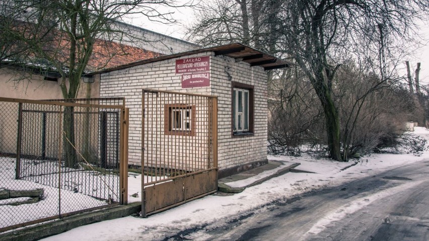 Poszpitalne budynki przy al. Jana Pawła II w Radomsku ponownie wystawione na sprzedaż