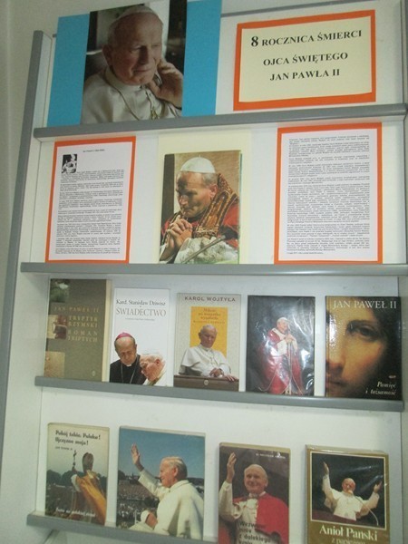 Papieska wystawa (zdjęcia)
