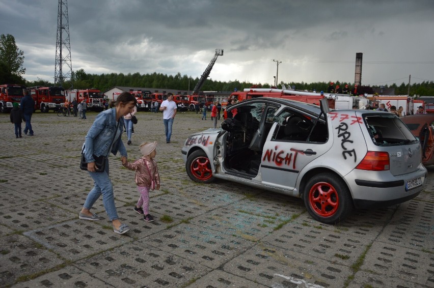 Zlot pojazdów pożarniczych w Zelowie