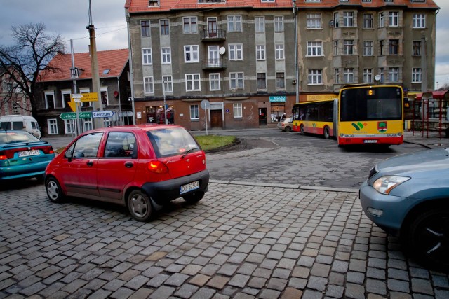 Plac na Rozdrożu w Wałbrzychu